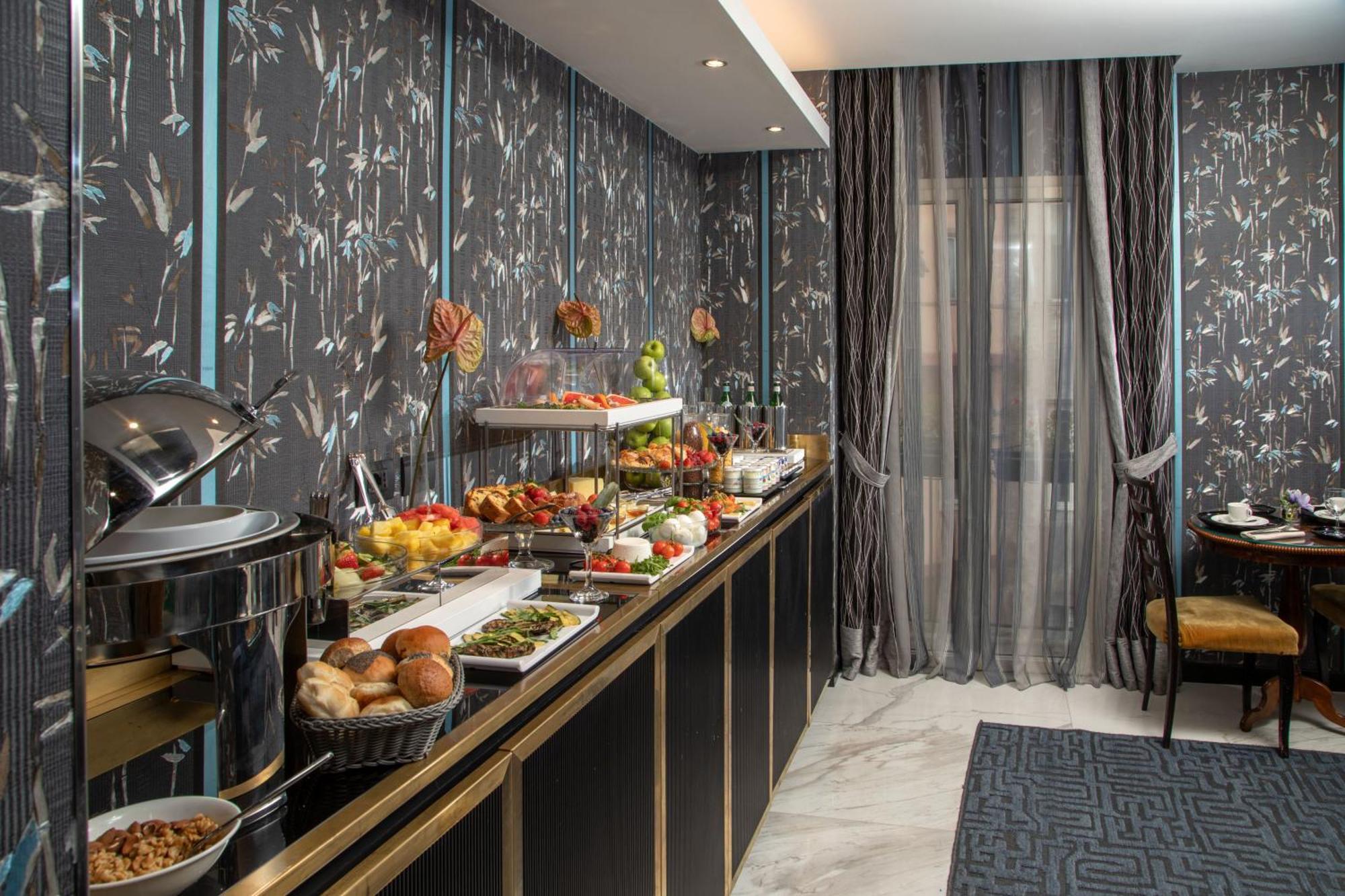 The Inn At The Spanish Steps Luxury Collection - Mario De' Fiori Home Рим Екстер'єр фото